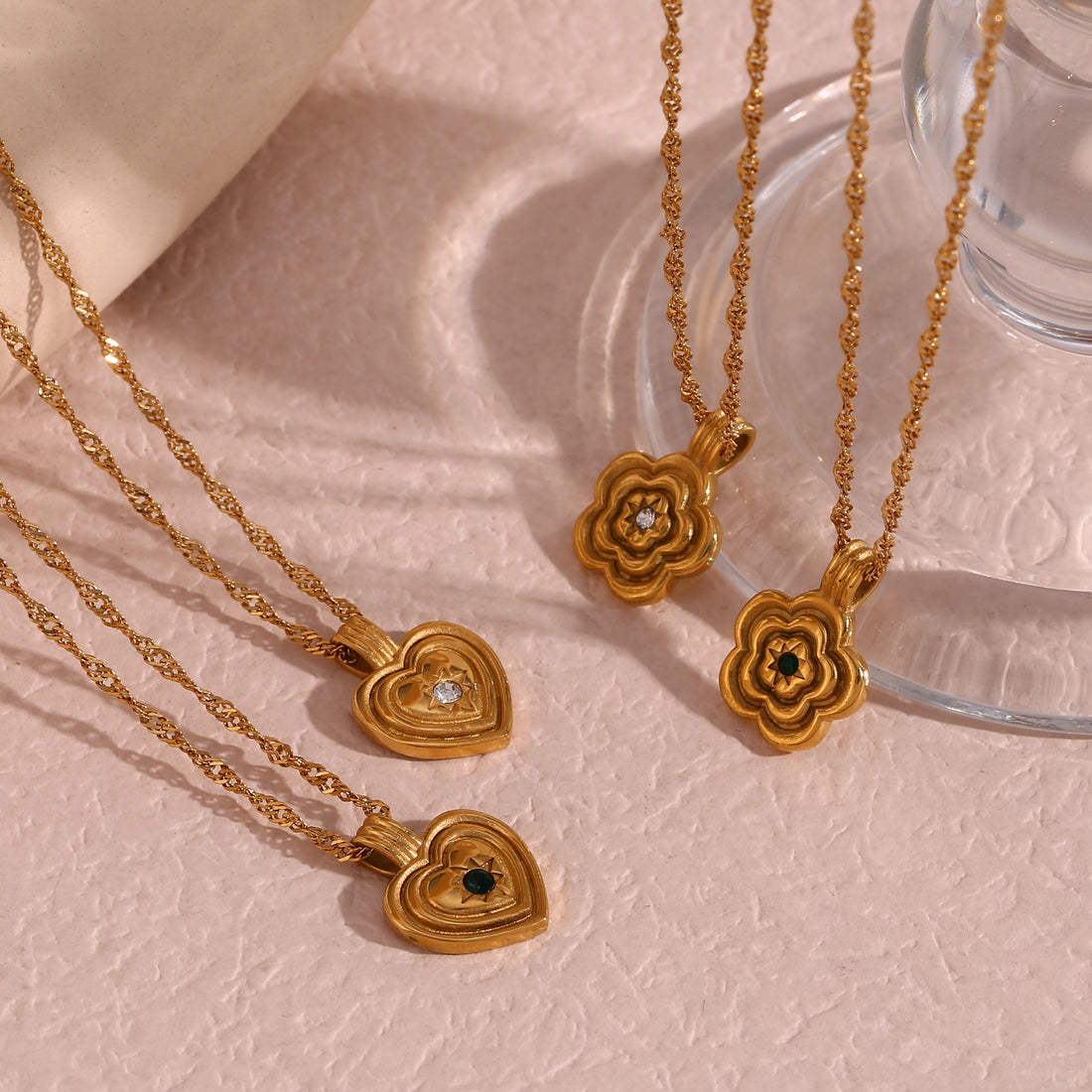 Fashion Concentric Flower Necklaces - 18KT Gold Plated