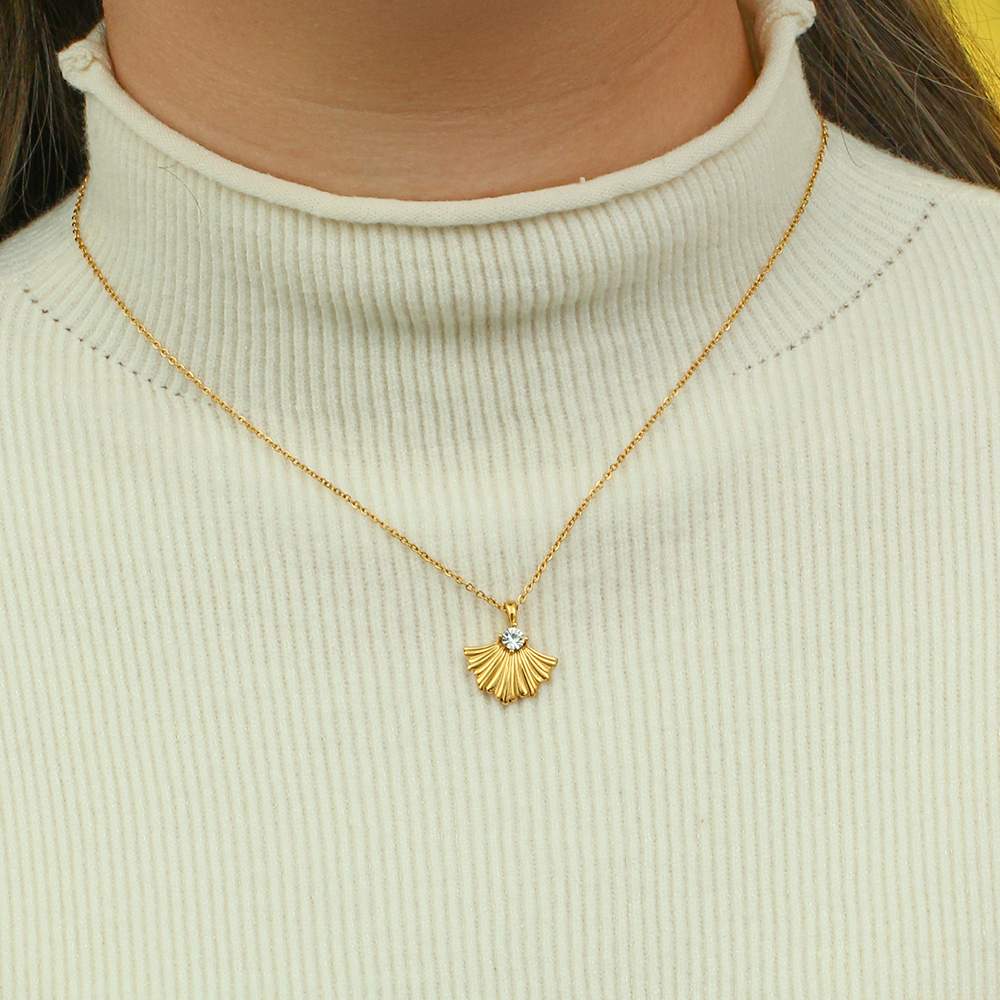 Lucky Leaf Necklace - 18KT Gold Plated Krystal Touch
