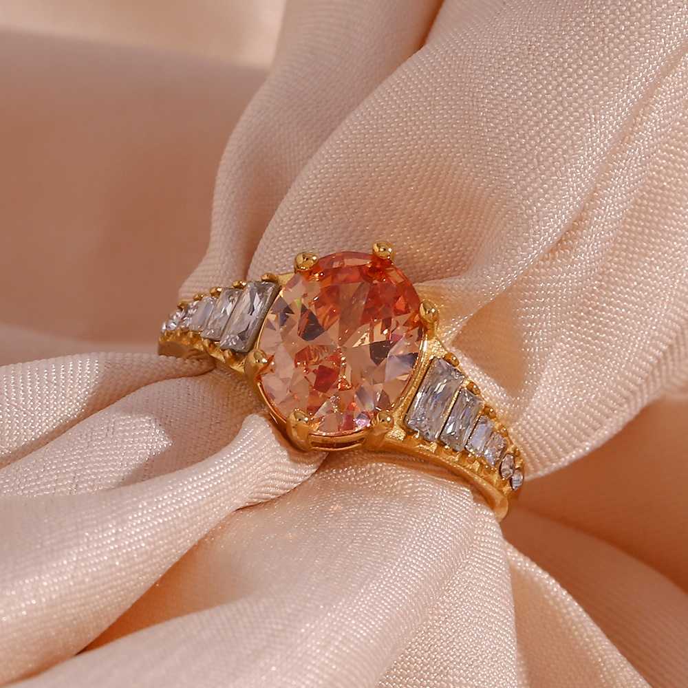 Peach Spark Zircon Ring (Adjestable) – 18KT Gold Plated Krystal Touch