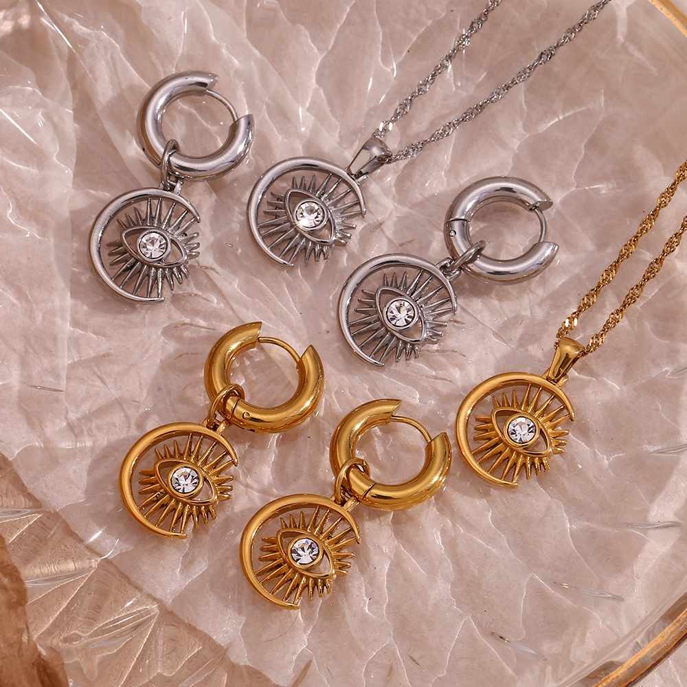 Fashion Evil Eye Hollow Necklace Set - 18k Gold Plated