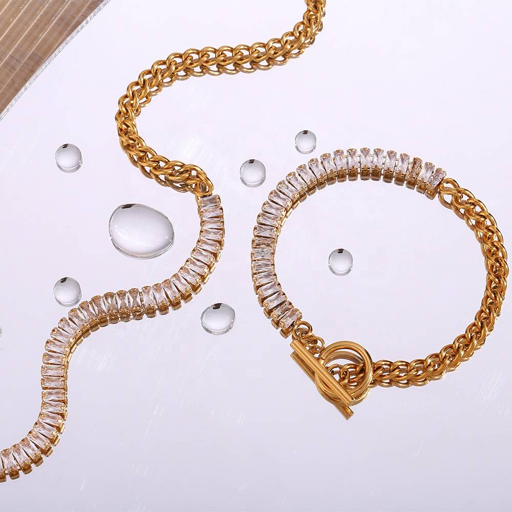 Trendy Cuban Chain Necklace Set - 18K Gold Plated