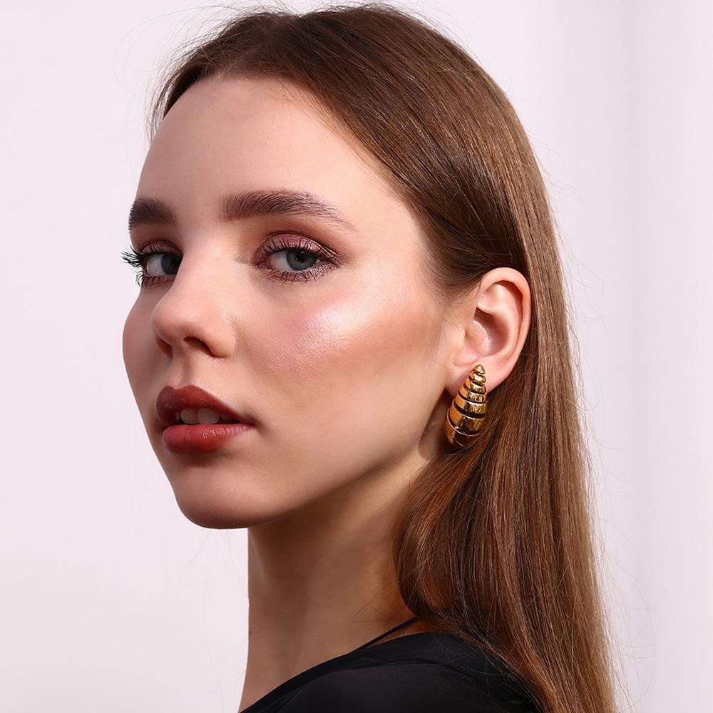 Minimalistic Water Drop Statement Earring - 18k Gold Plated Krystal Touch