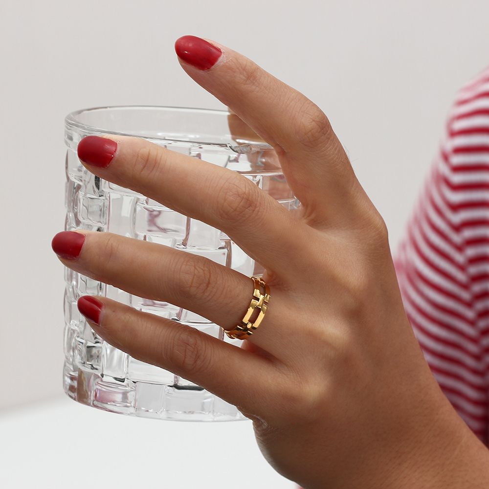 Sleek Geo Hollow Ring – 18KT Gold Plated Krystal Touch