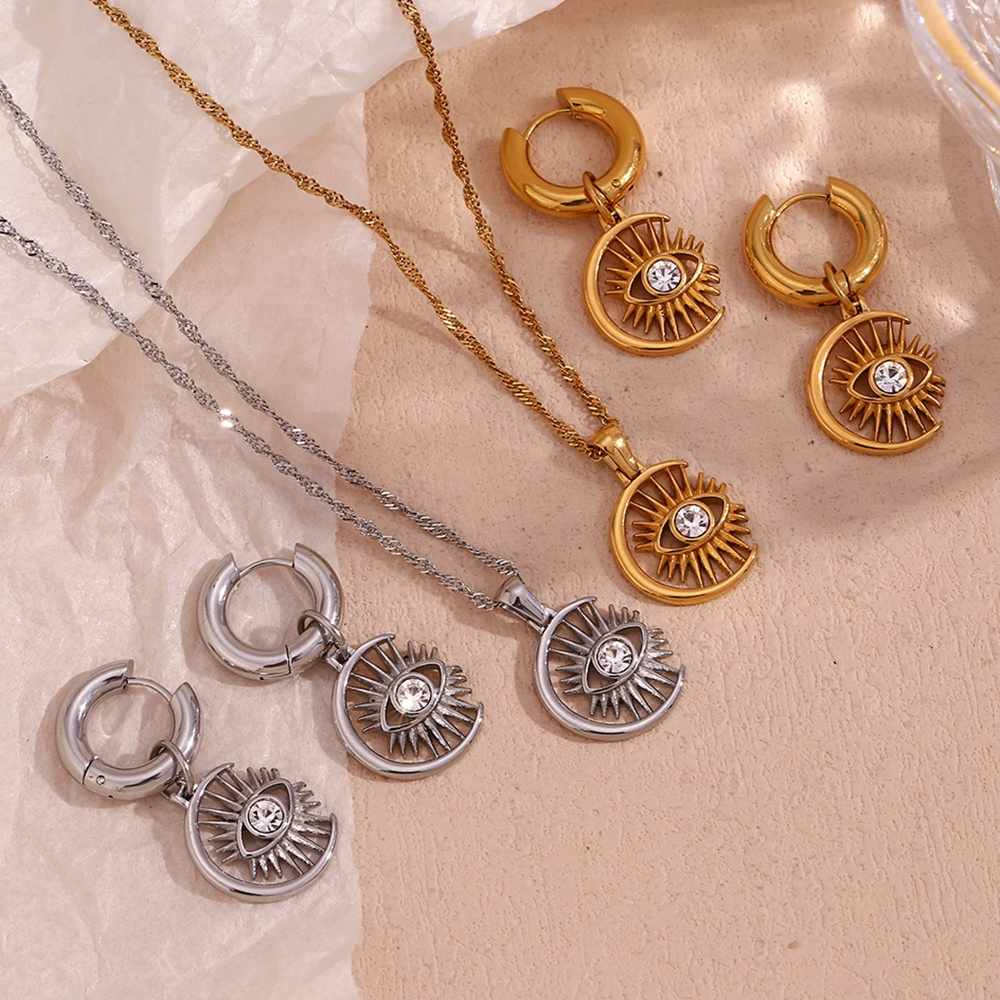 Fashion Evil Eye Hollow Necklace Set - 18k Gold Plated