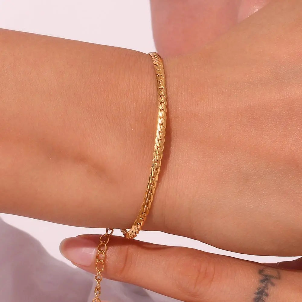 NK Chain Bracelet – 18KT Gold Plated - Krystal Touch