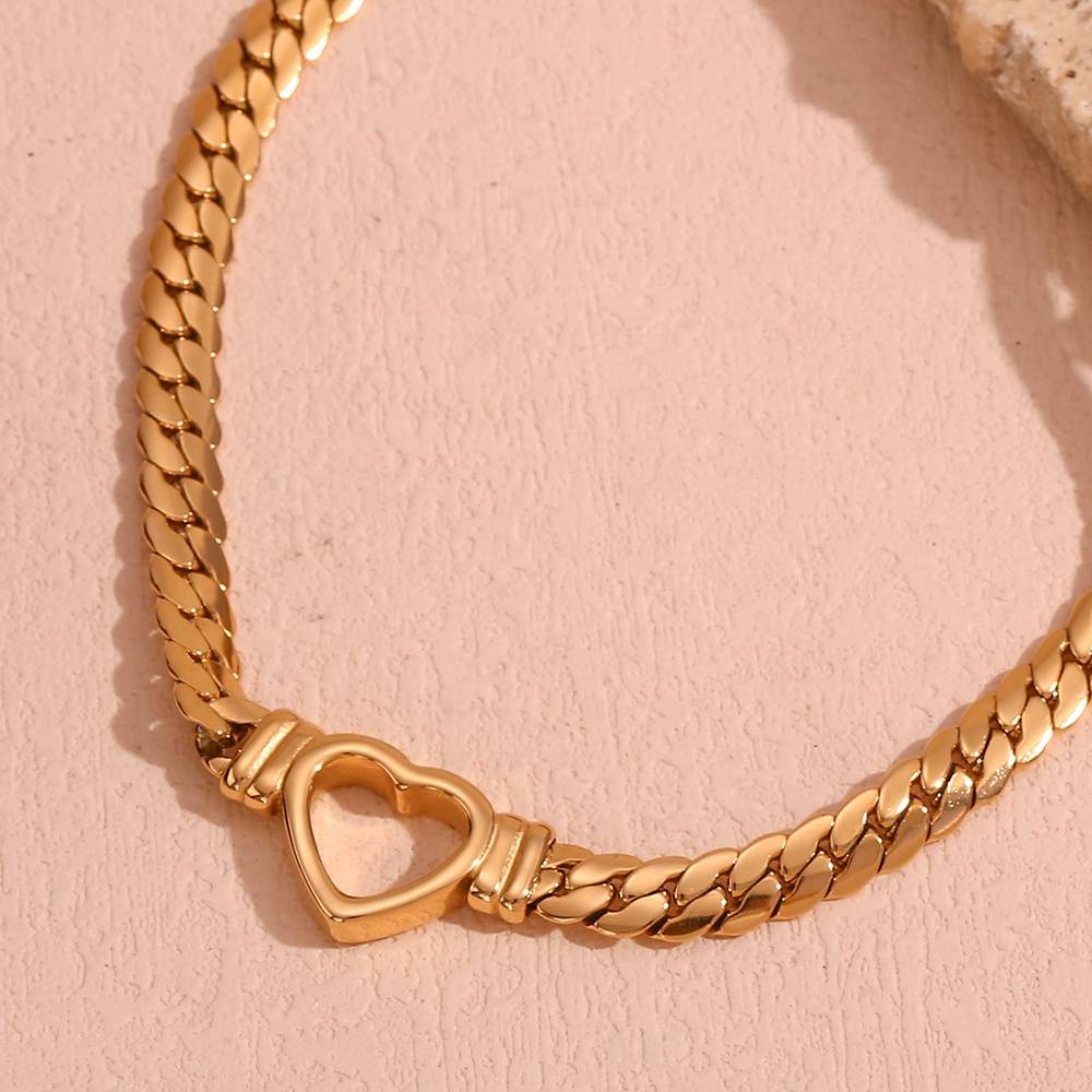 Gorgeous Hollow Heart Choker - 18KT Gold Plated Krystal Touch