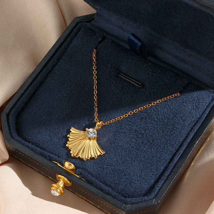 Stylish Leaf Shape Zircon Pendant Necklace - 18k Gold Plated