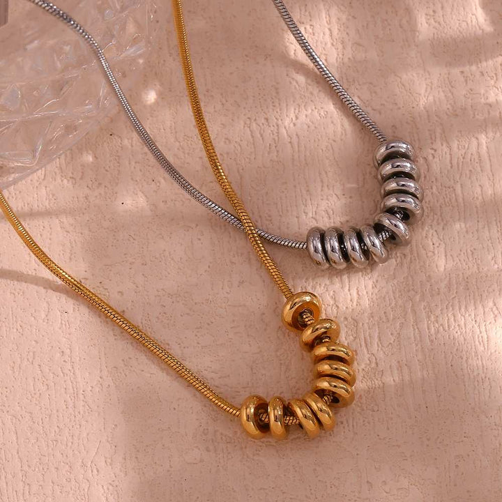 Exquisite Donut Ring Necklace - 18K Gold Plated