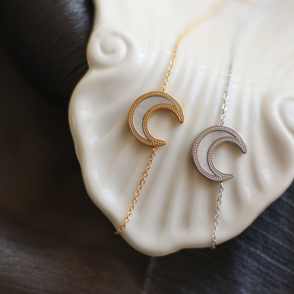 Unique Moon Touch - 18KT Gold Plated Krystal Touch