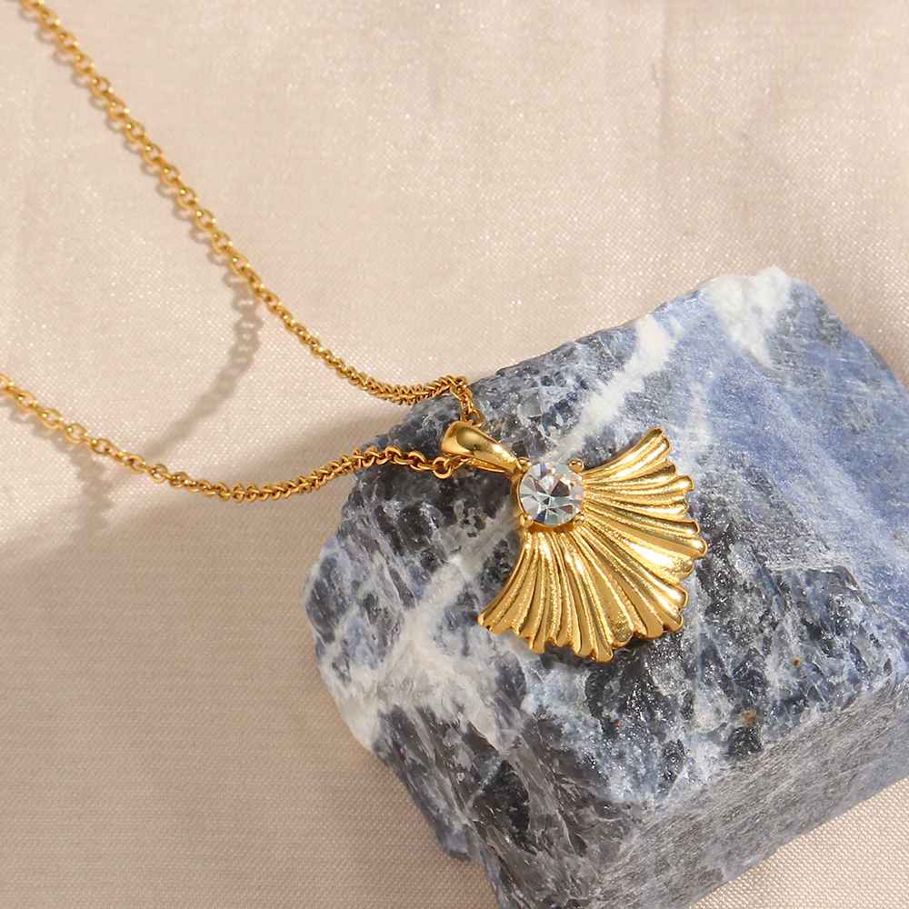 Lucky Leaf Necklace - 18KT Gold Plated Krystal Touch