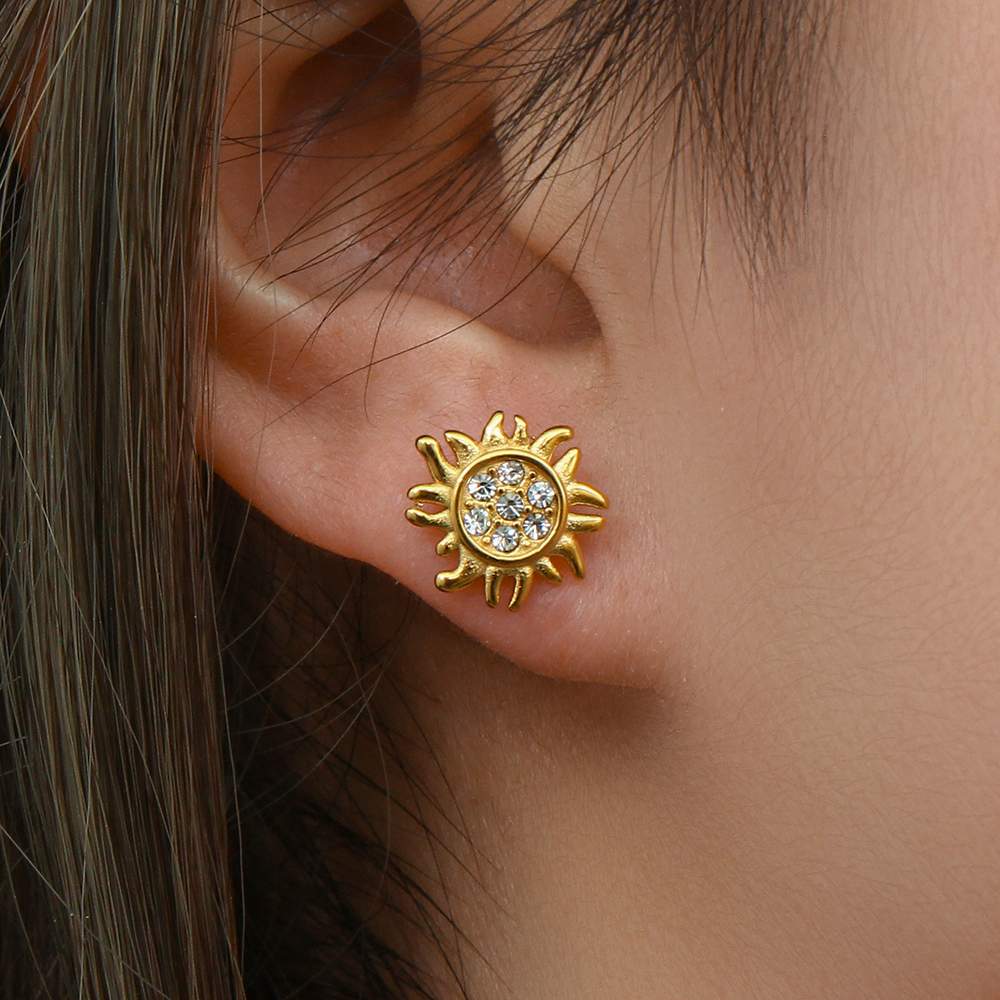 Sunflower Zircon Stud – 18KT Gold Plated