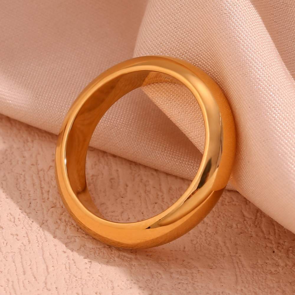 Gold Ring Krystal Touch