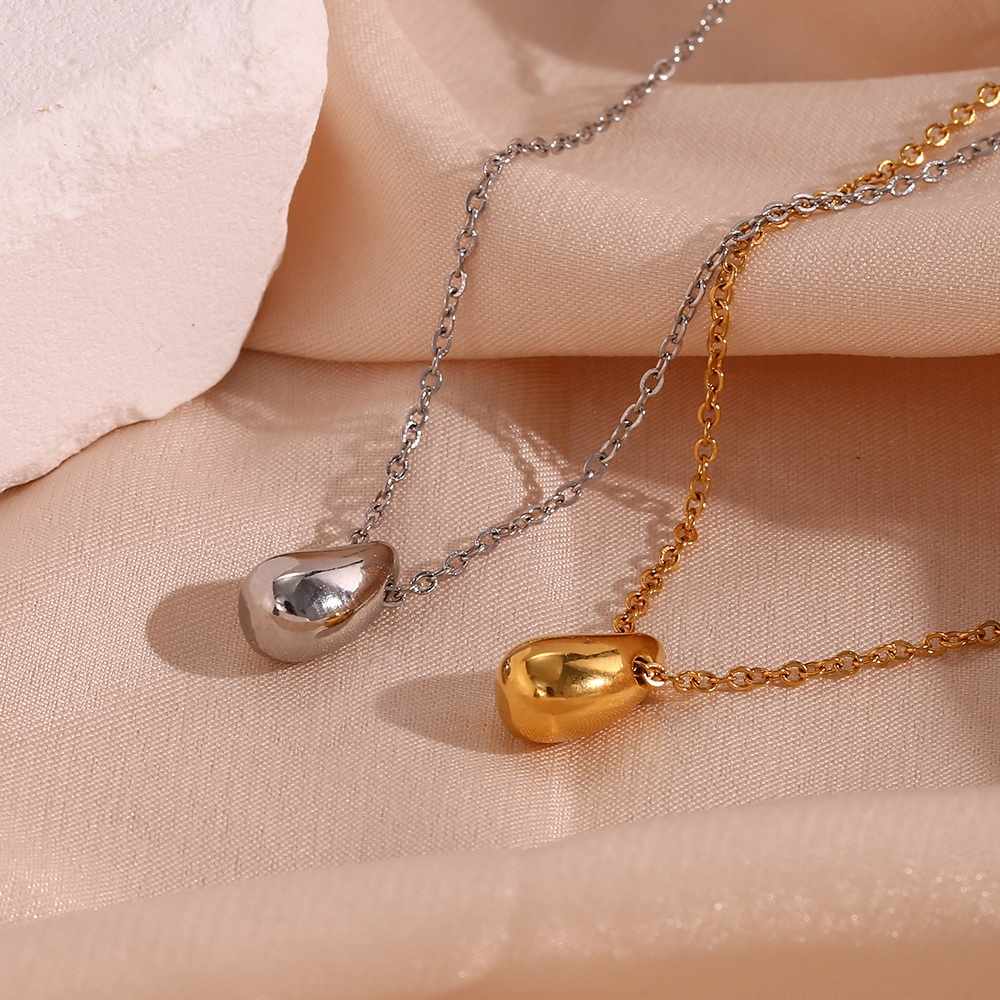 Glossy Water drop Necklace – 18KT Gold Plated Krystal Touch