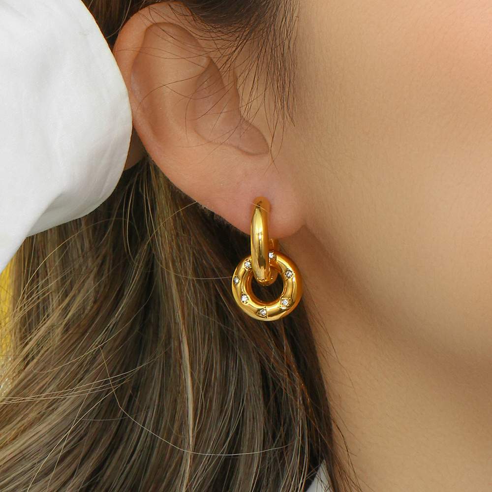 Elegant Donut Shaped Chunky Pendant Earring Set - 18k Gold Plated