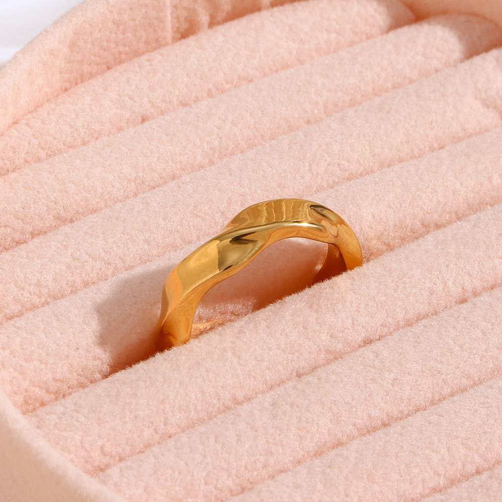 Wave Crest Ring – 18KT Gold Plated Krystal Touch