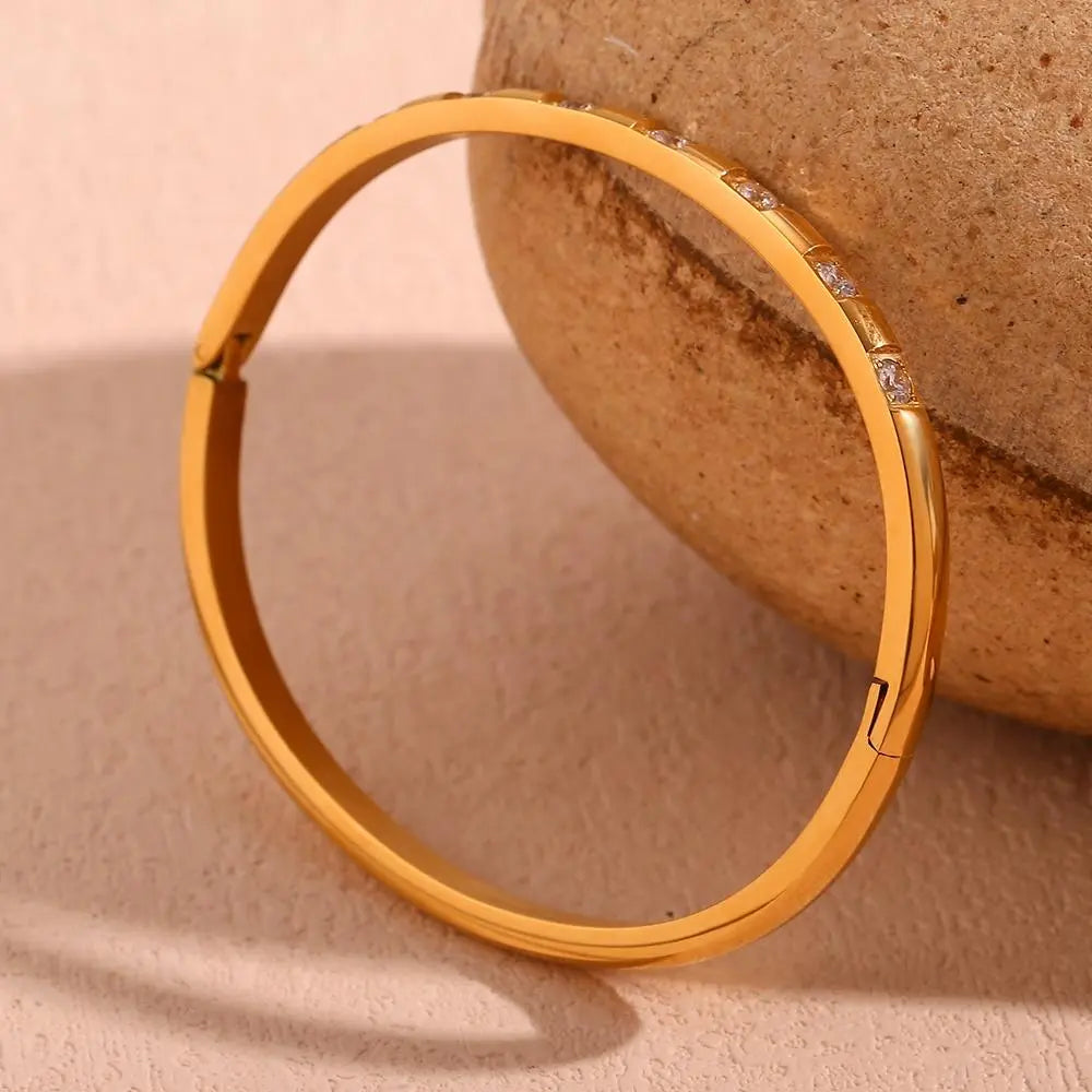 Zircon Clasp Bangle - 18KT Gold Plated - Krystal Touch