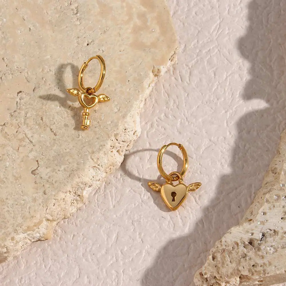 Lock and Key Heart Necklace – 18KT Gold Plated - Krystal Touch