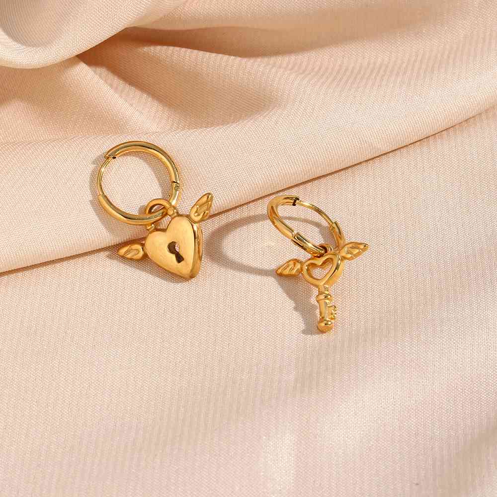 Lock and Key Heart Necklace – 18KT Gold Plated - Krystal Touch