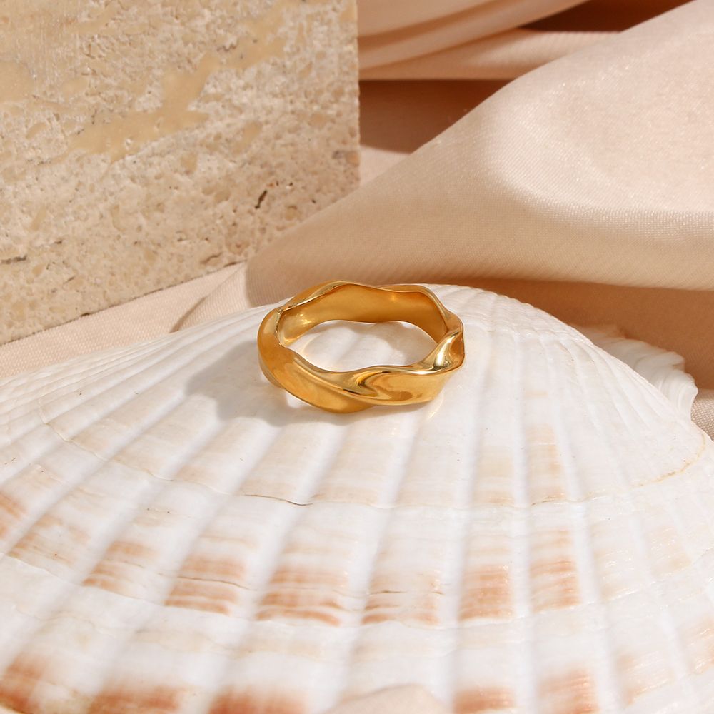 Wave Crest Ring – 18KT Gold Plated Krystal Touch