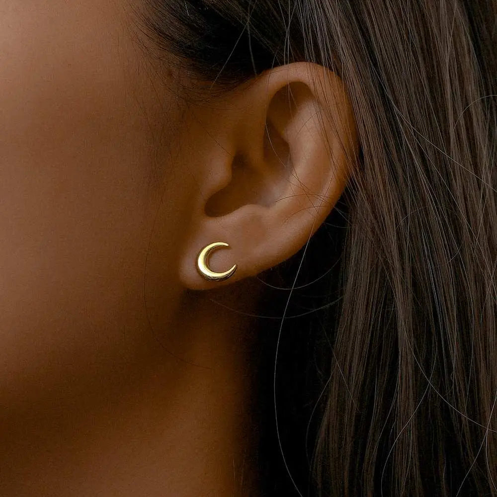 Small Moon Horn Stud -18KT Gold Plated - Krystal Touch