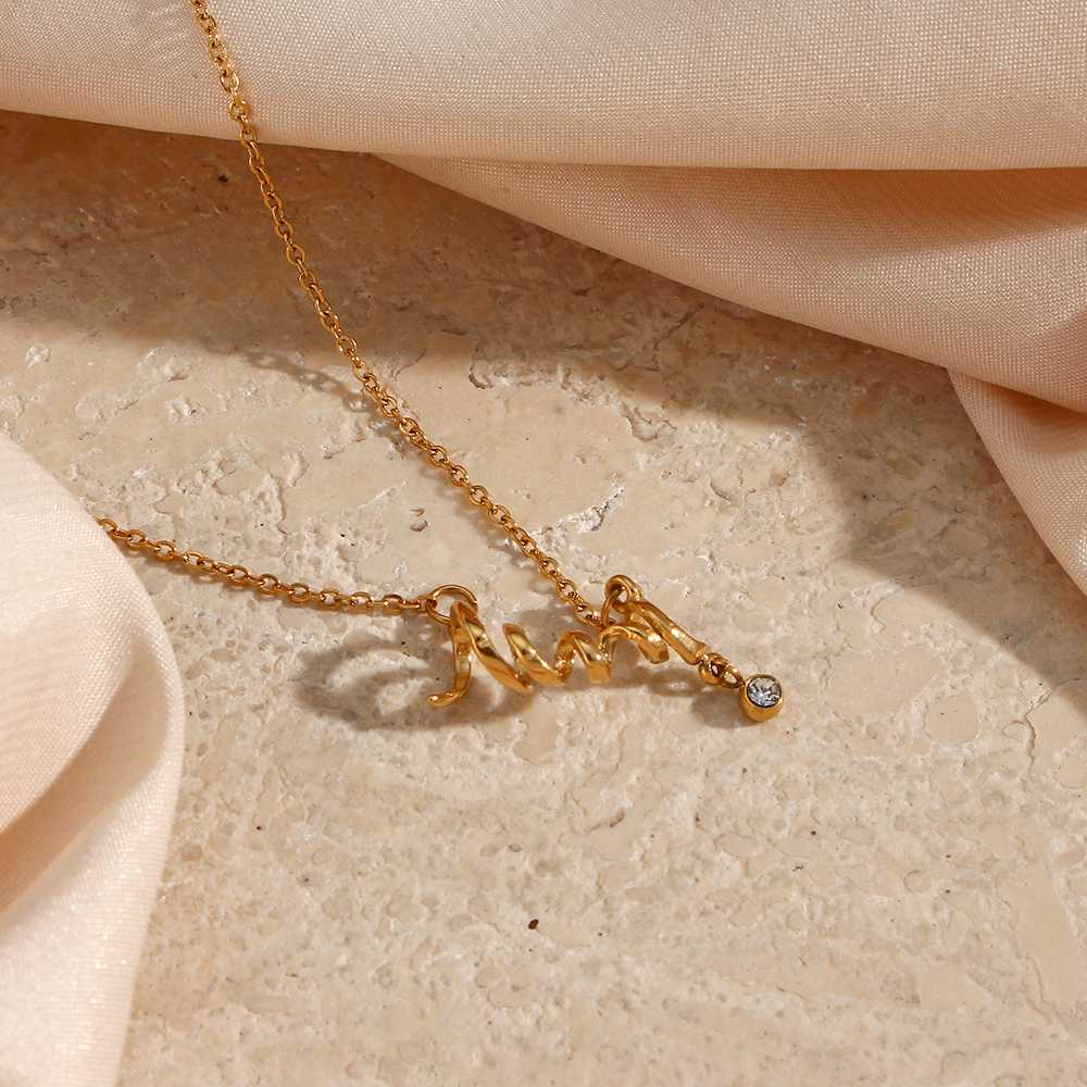 Minimal Heartbeat Necklace – 18KT Gold Plated Krystal Touch