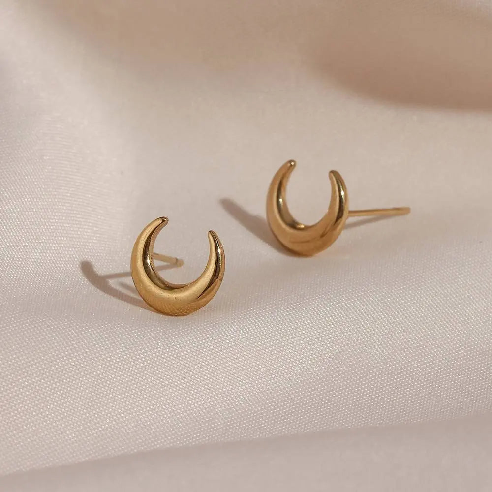 Small Moon Horn Stud -18KT Gold Plated - Krystal Touch